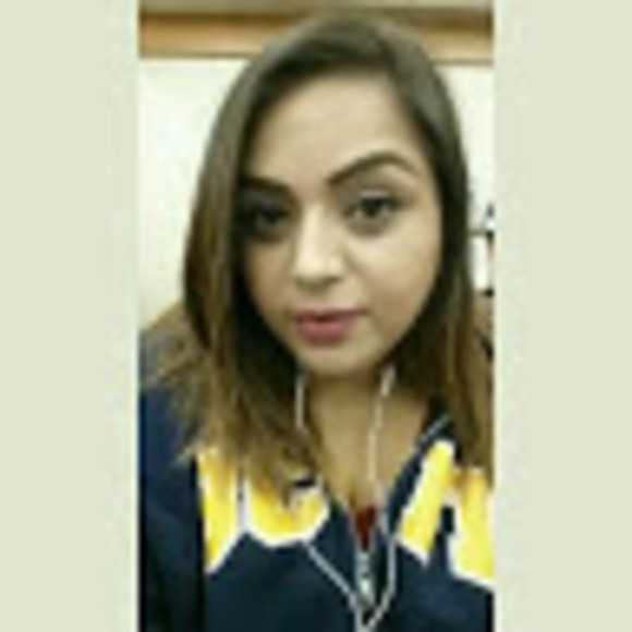 Meet your Posher, Amy - Picture 1 of 1